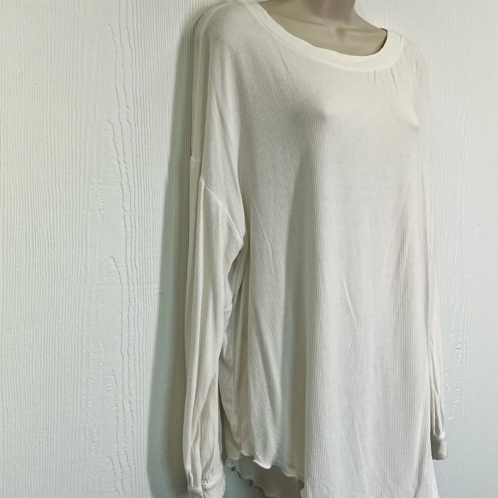 Free People - Shimmy Shake Ribbed Oversized Open Knot Back Blouse Size Small